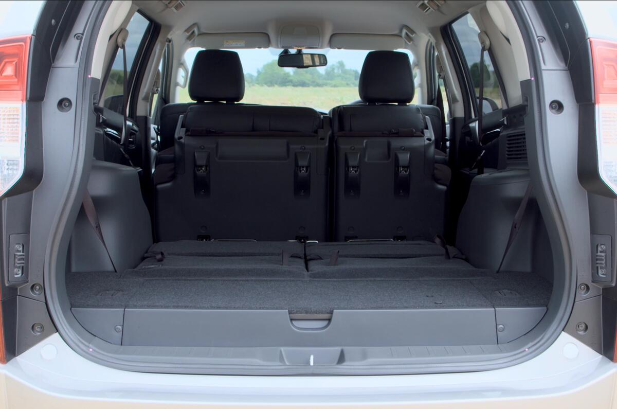 Mitsubishi Shogun Sport 2018 road test review boot
