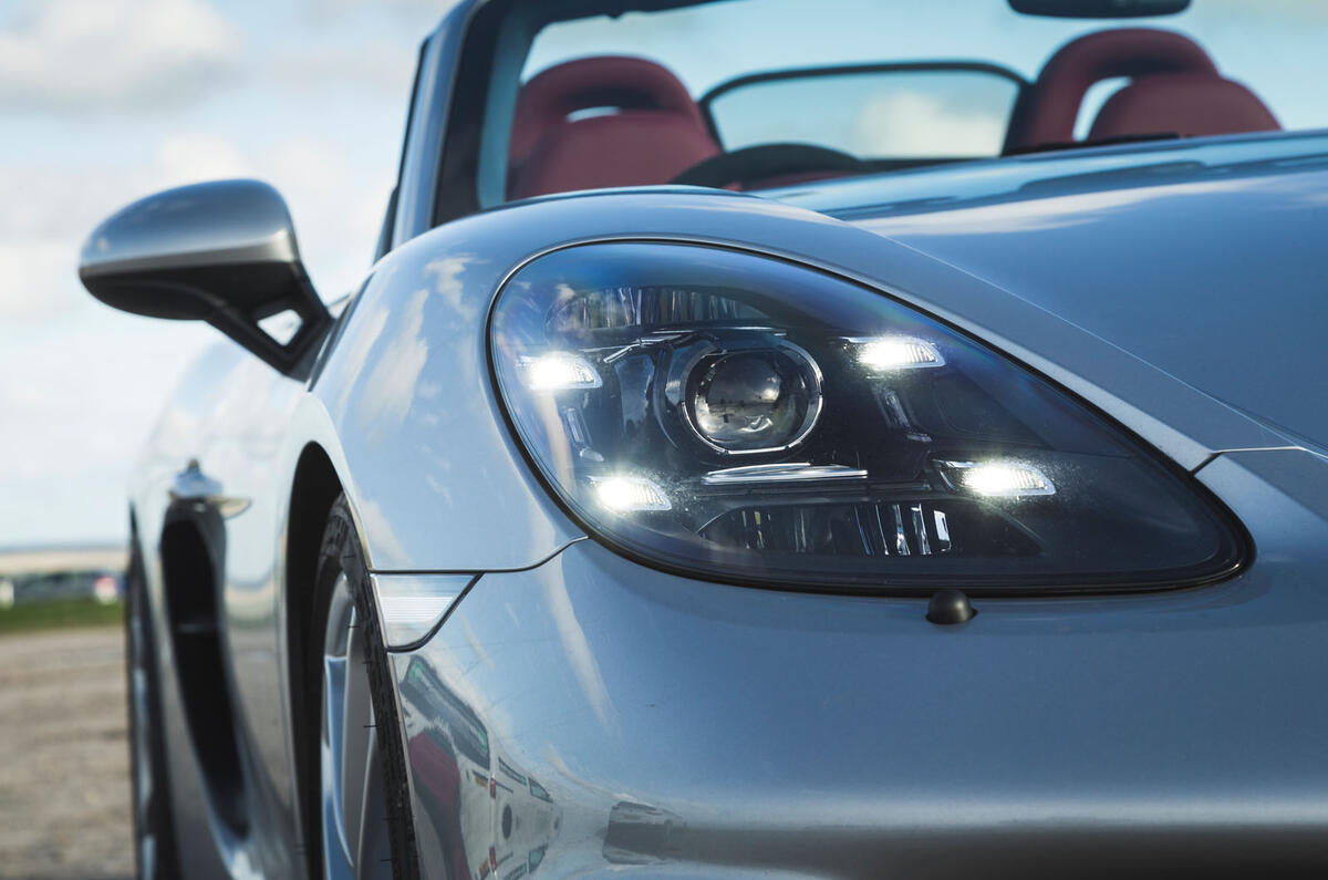 Porsche 718 Spyder 2020 road test review - headlights