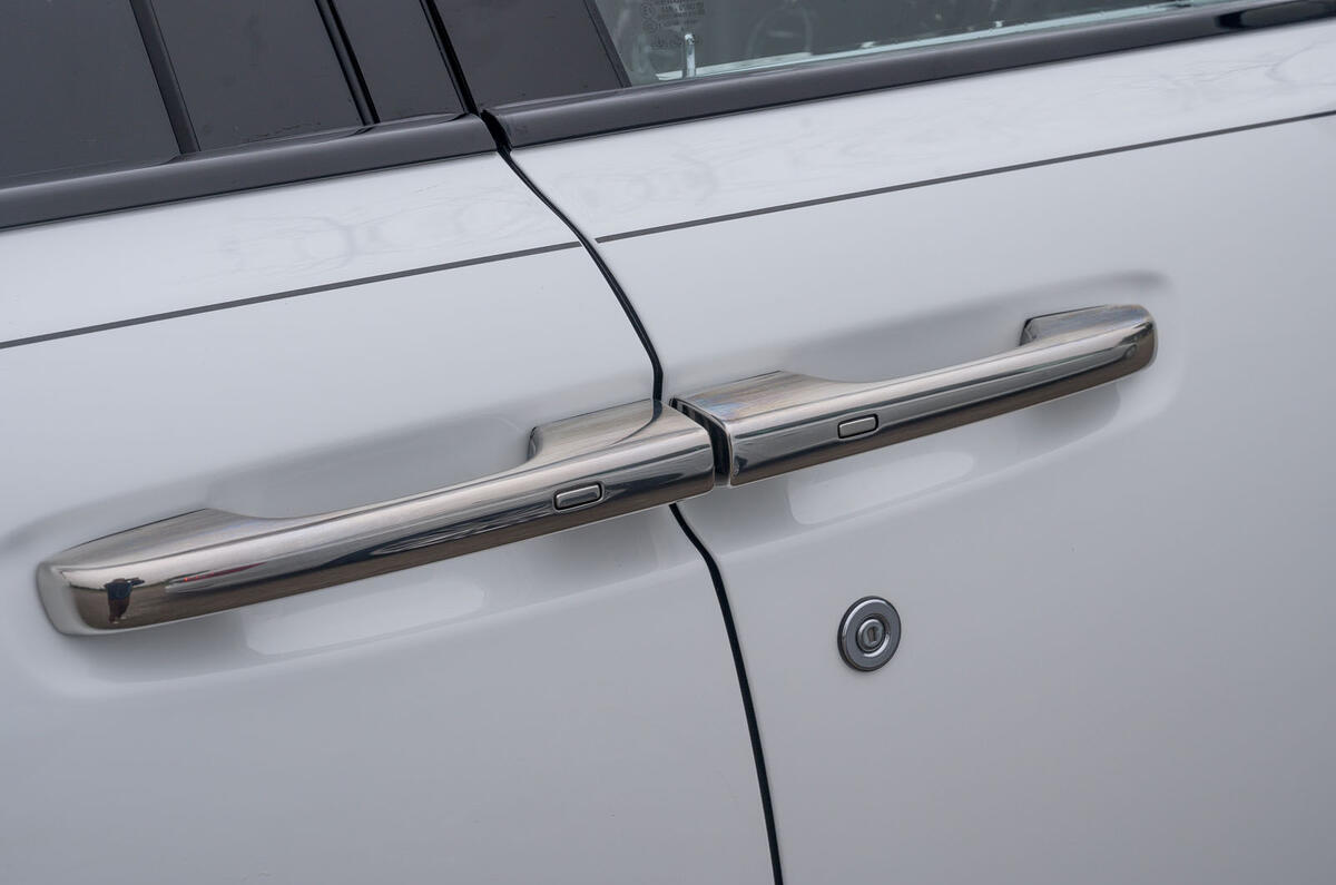 Rolls Royce Cullinan 2020 road test review - door handles