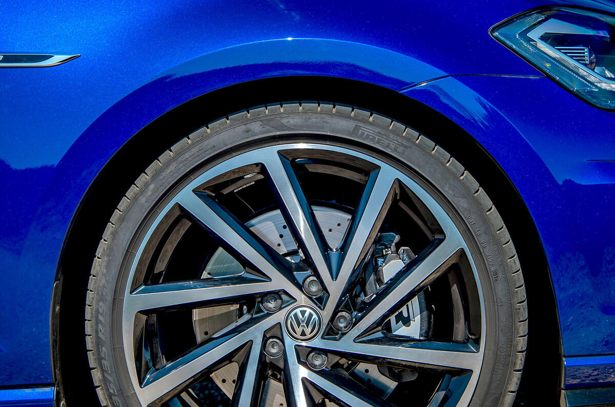 Volkswagen Golf R 2019 road test review - alloy wheels