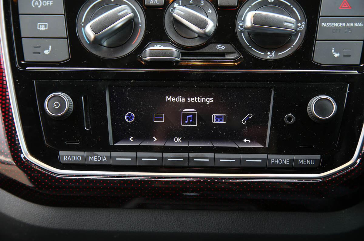 Volkswagen Up GTI 2018 review infotainment