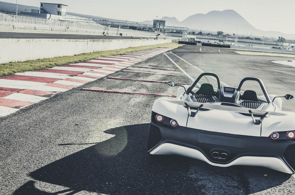 no title Vühl 05 revealed – first pictures