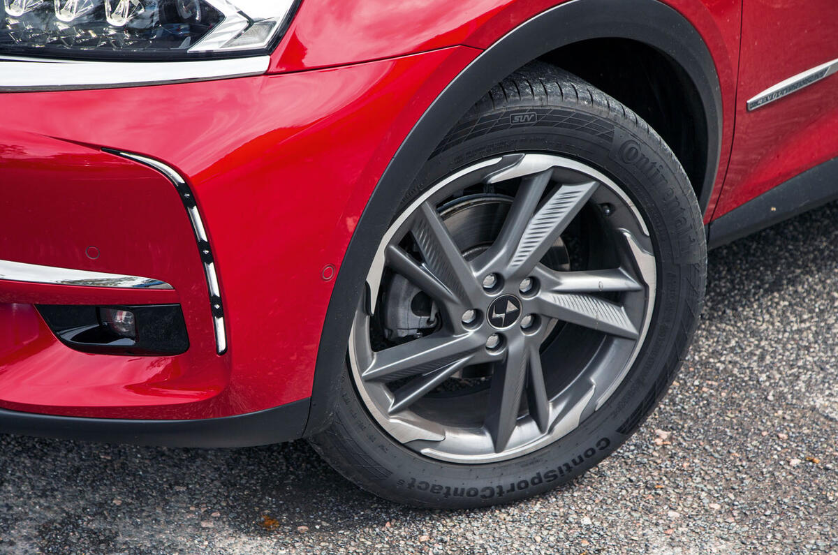 DS 7 Crossback 2018 road test review alloy wheels