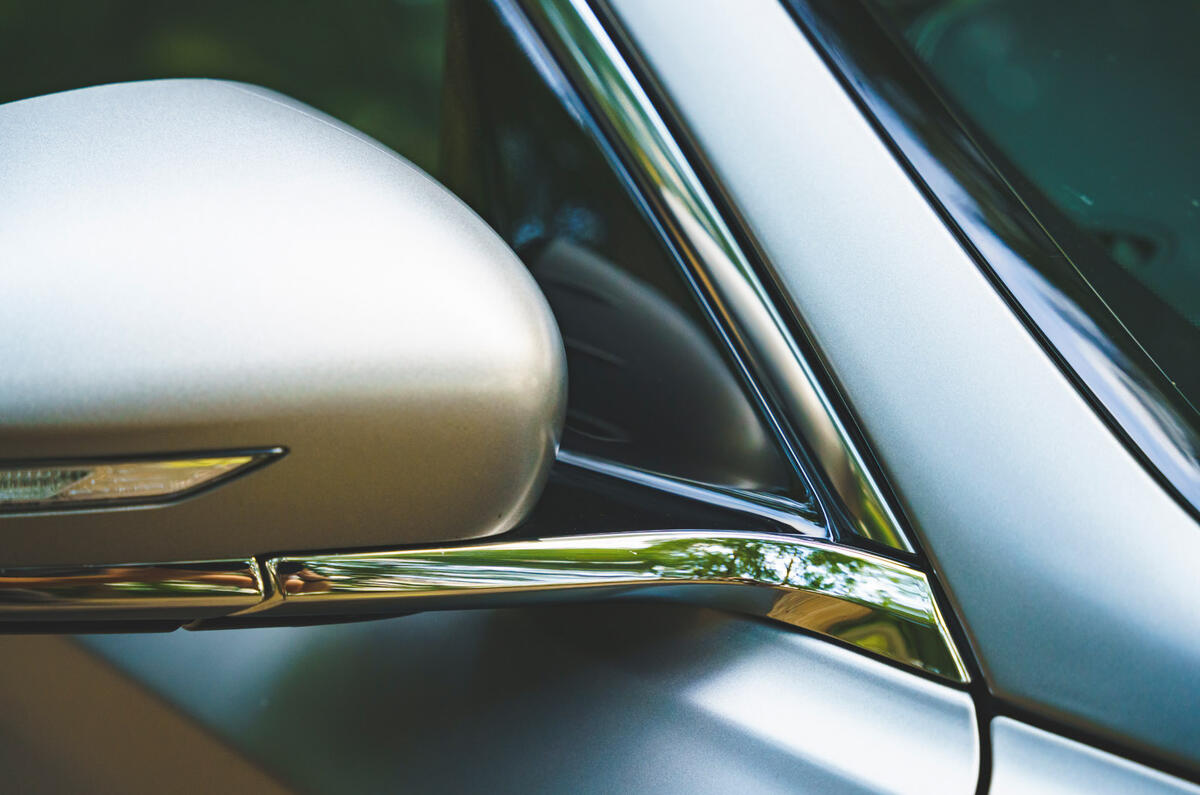 8 Genesis G70 2021 road test review wing mirrors