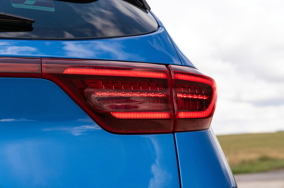 8 Kia Sportage 2020 road test review update rear lights
