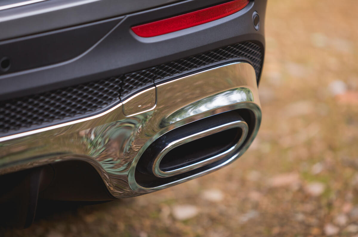 Mercedes-Benz GLB 2020 road test review - exhausts