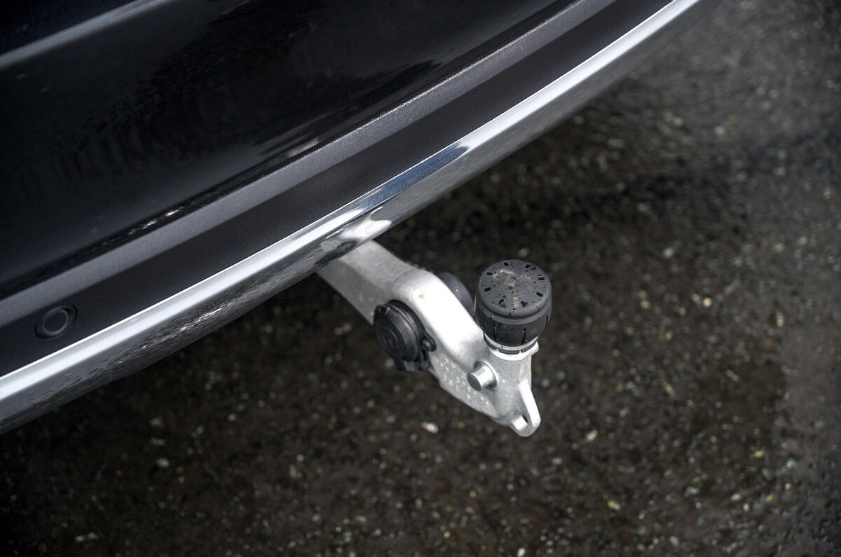 Mercedes-Benz GLS 2020 road test review - towbar Mercedes-Benz GLS 2020 road test review - towbar