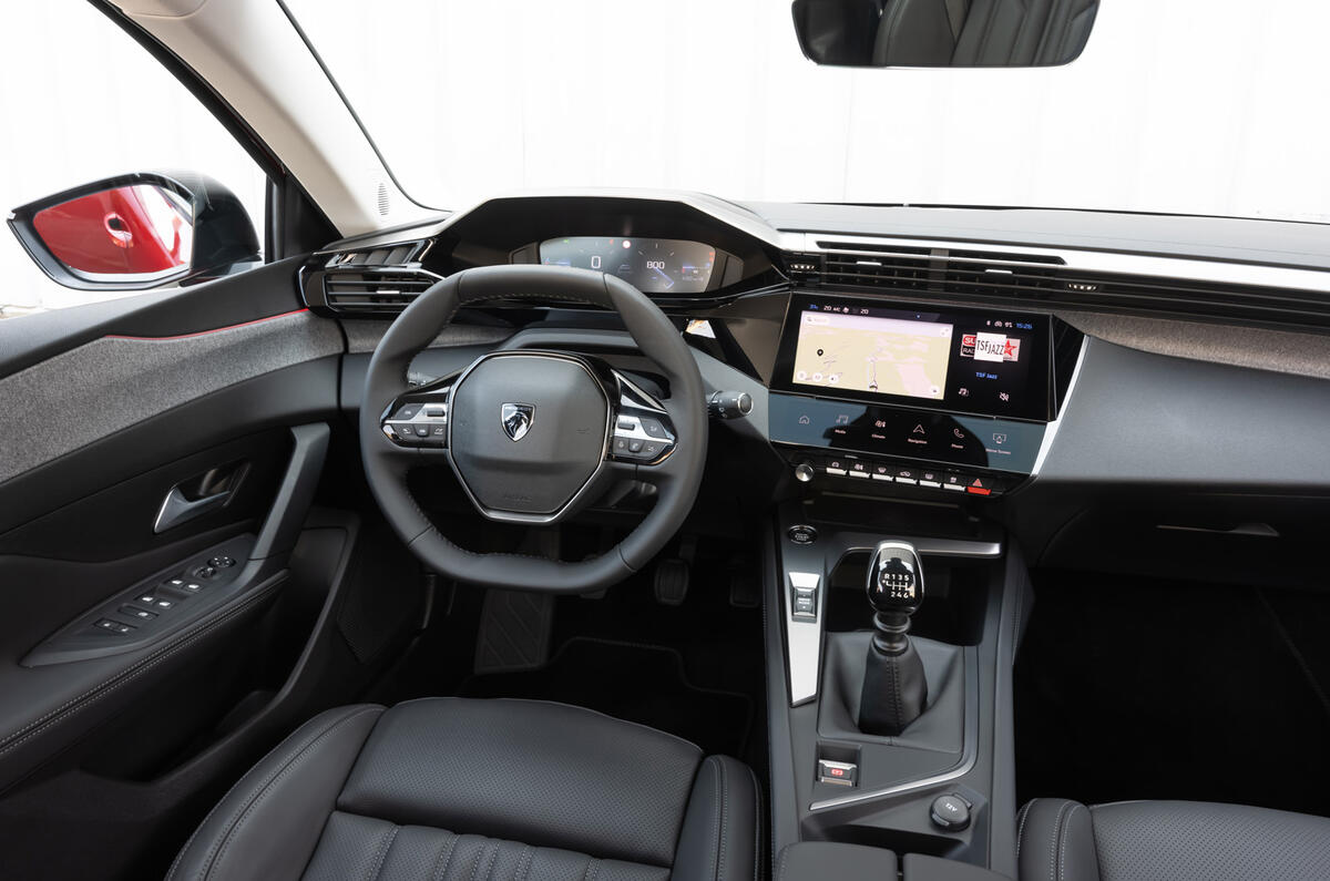 8 Peugeot 308 SW 2021 first drive dashboard 8 Peugeot 308 SW 2021 first drive dashboard