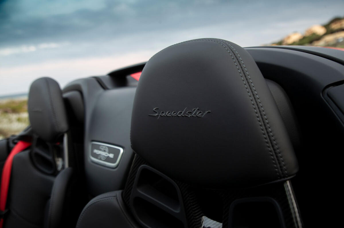 Porsche 911 Speedster 2019 review - seat details