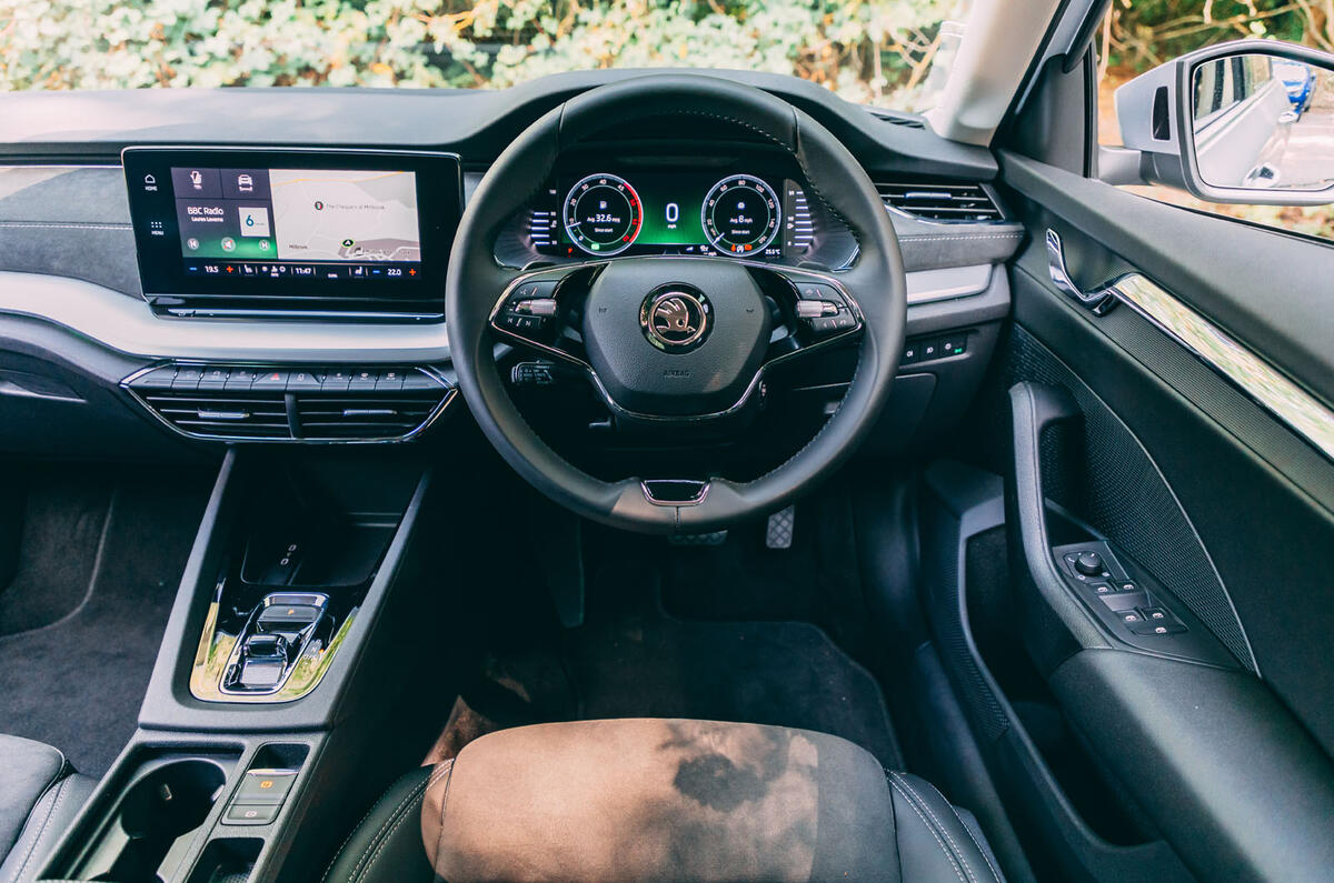 Skoda Octavia Estate 2020 road test review - dashboard