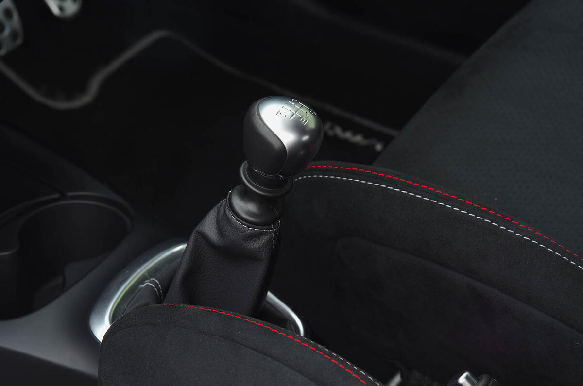 Toyota Yaris GRMN gearstick