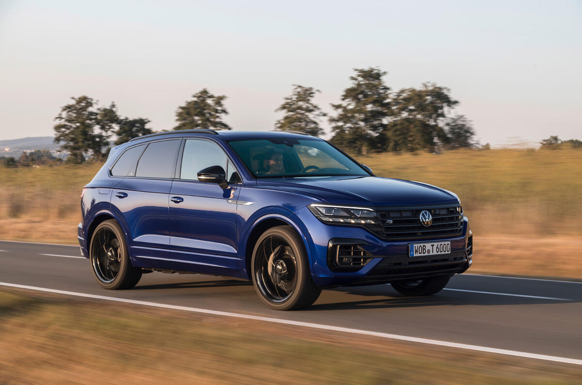 Volkswagen Touareg R road test review - on the road front Volkswagen Touareg R road test review - on the road front