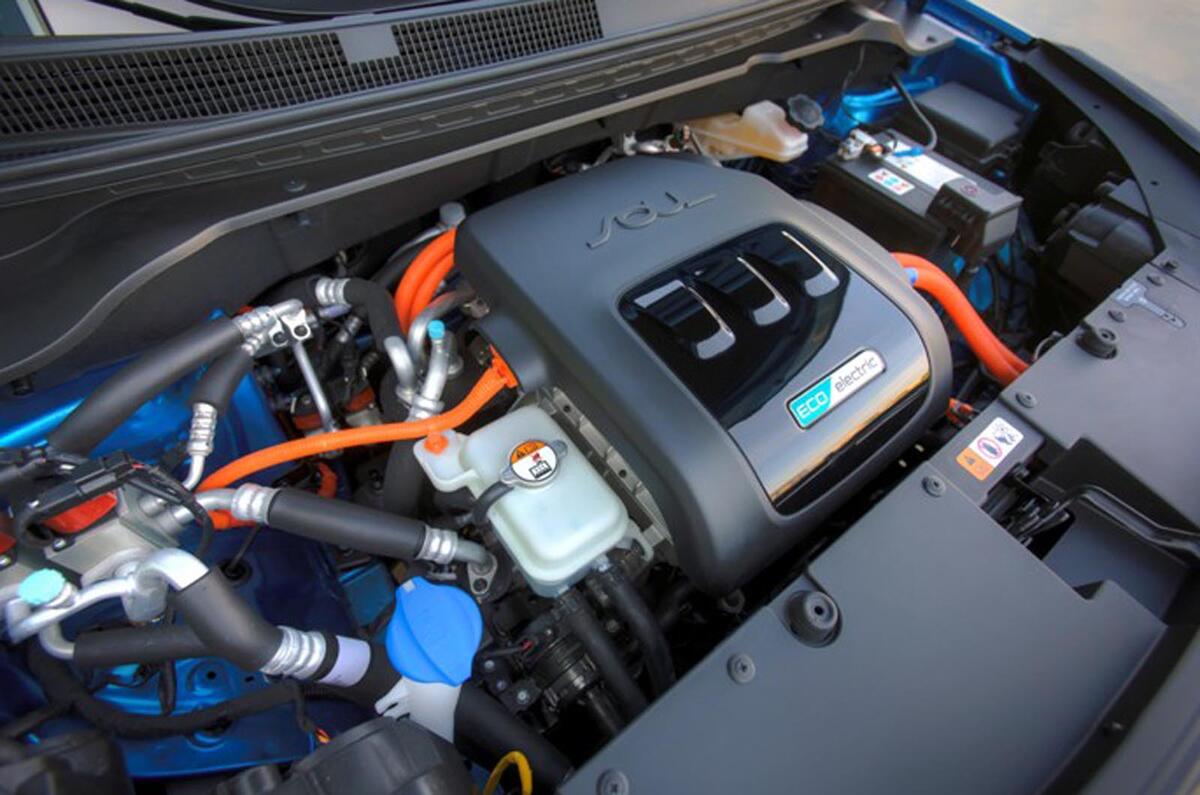 Wraps come off the Kia Soul EV at Chicago motor show