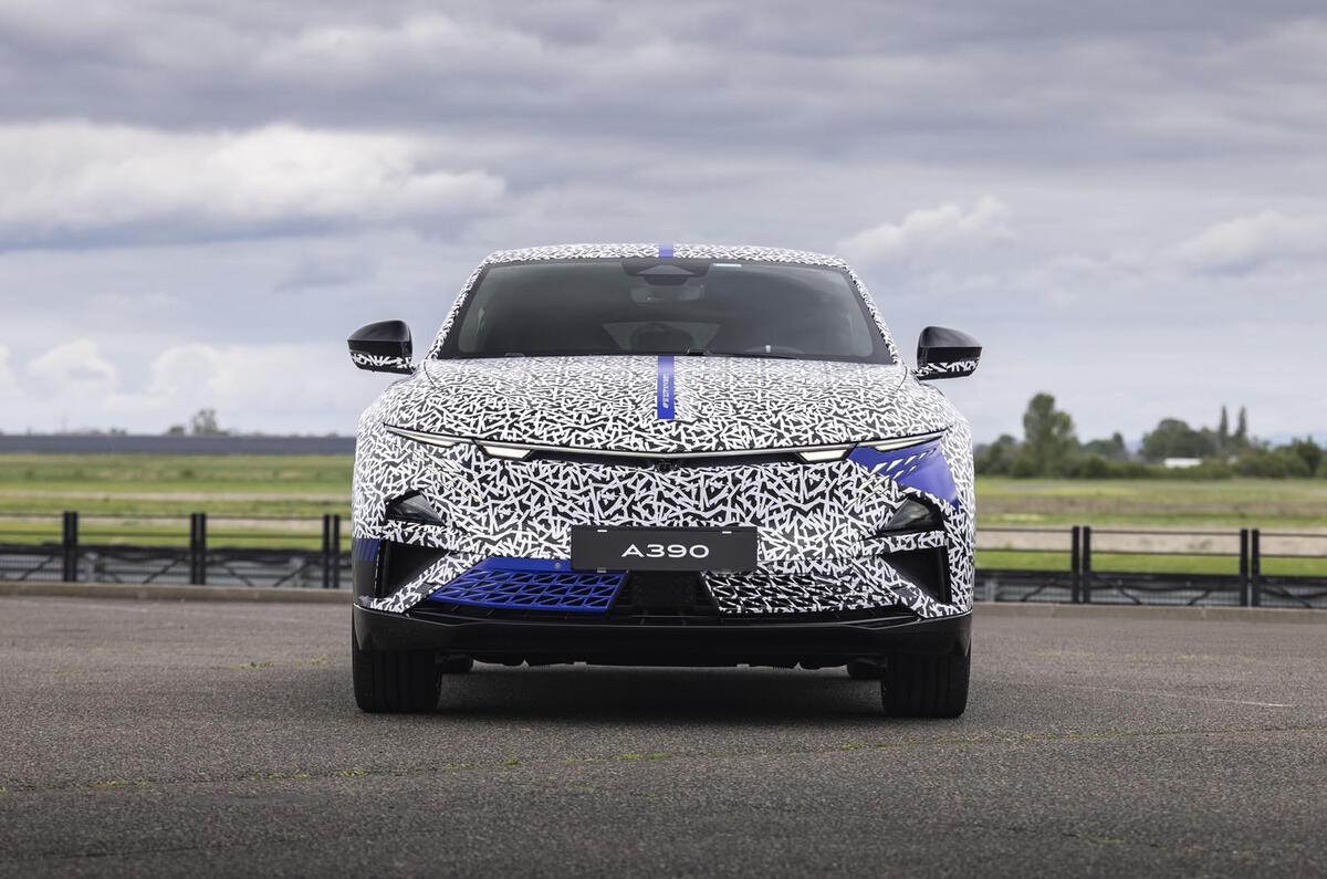 8 Alpine A390 prototype