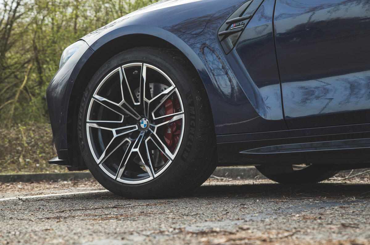 9 BMW M4 Competition 2021 RT alloy wheels