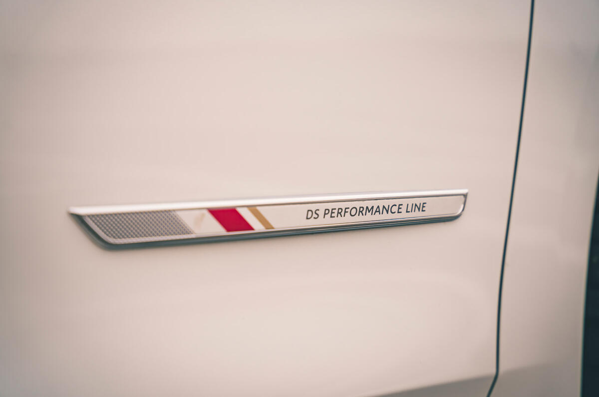 9 DS 9 2022 road test review side decals