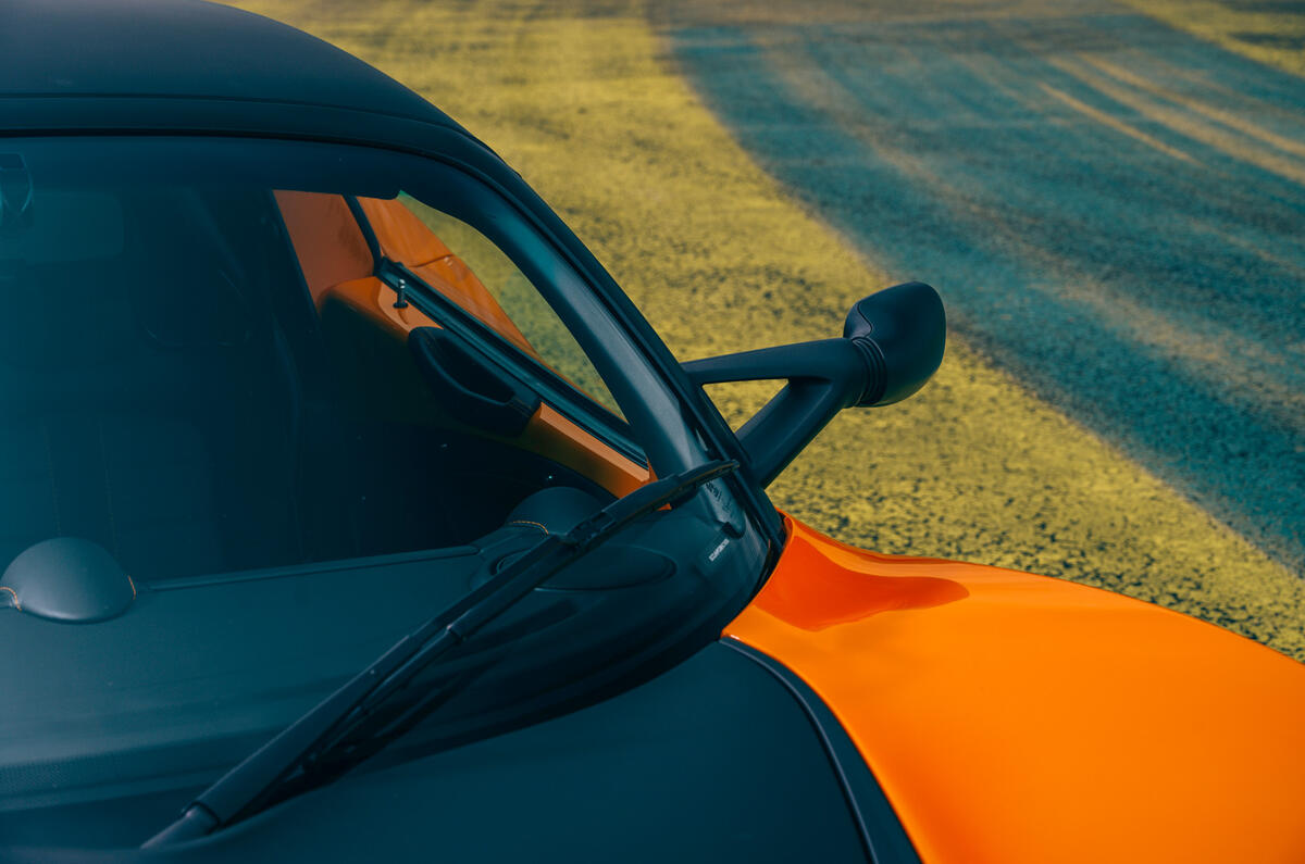 9 Lotus Exige Spot 390 Final 2021 RT wing mirror
