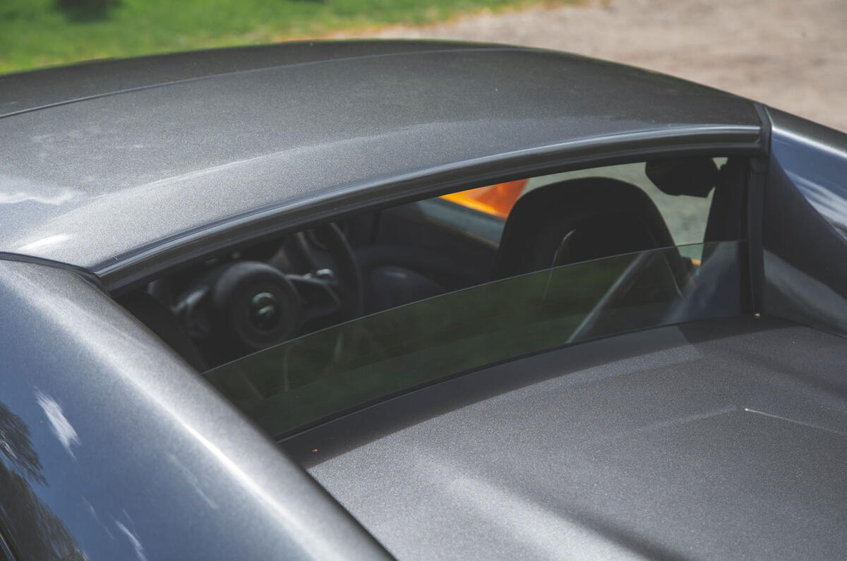 McLaren 600LT Spider 2019 road test review - rear window glass