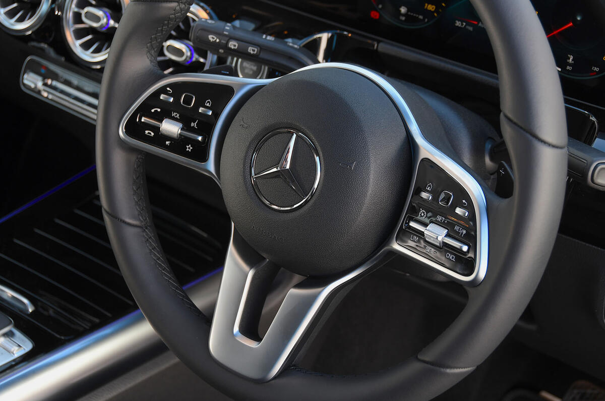 Mercedes-Benz B-Class 2019 road test review steering wheel