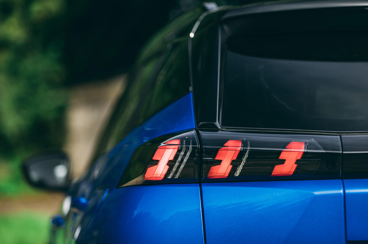 Peugeot e-2008 2020 road test review - rear lights