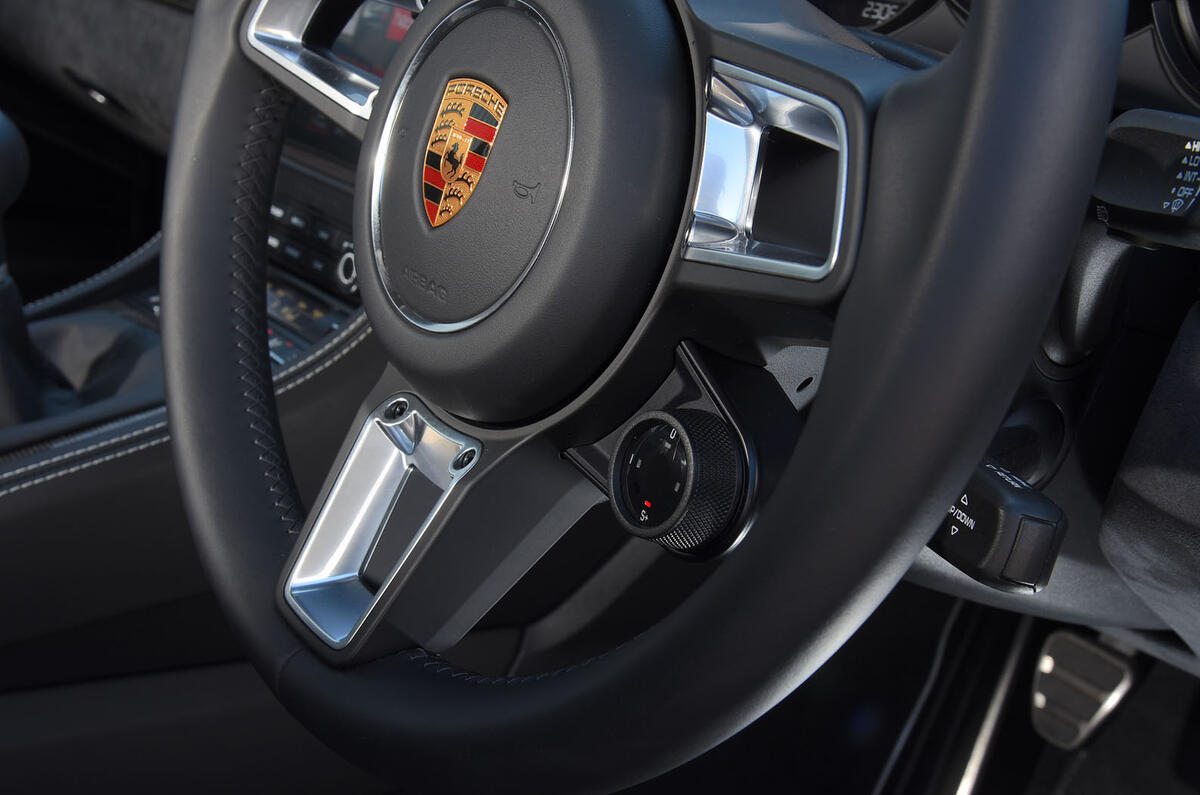 Porsche 718 Cayman GTS 2018 review steering wheel