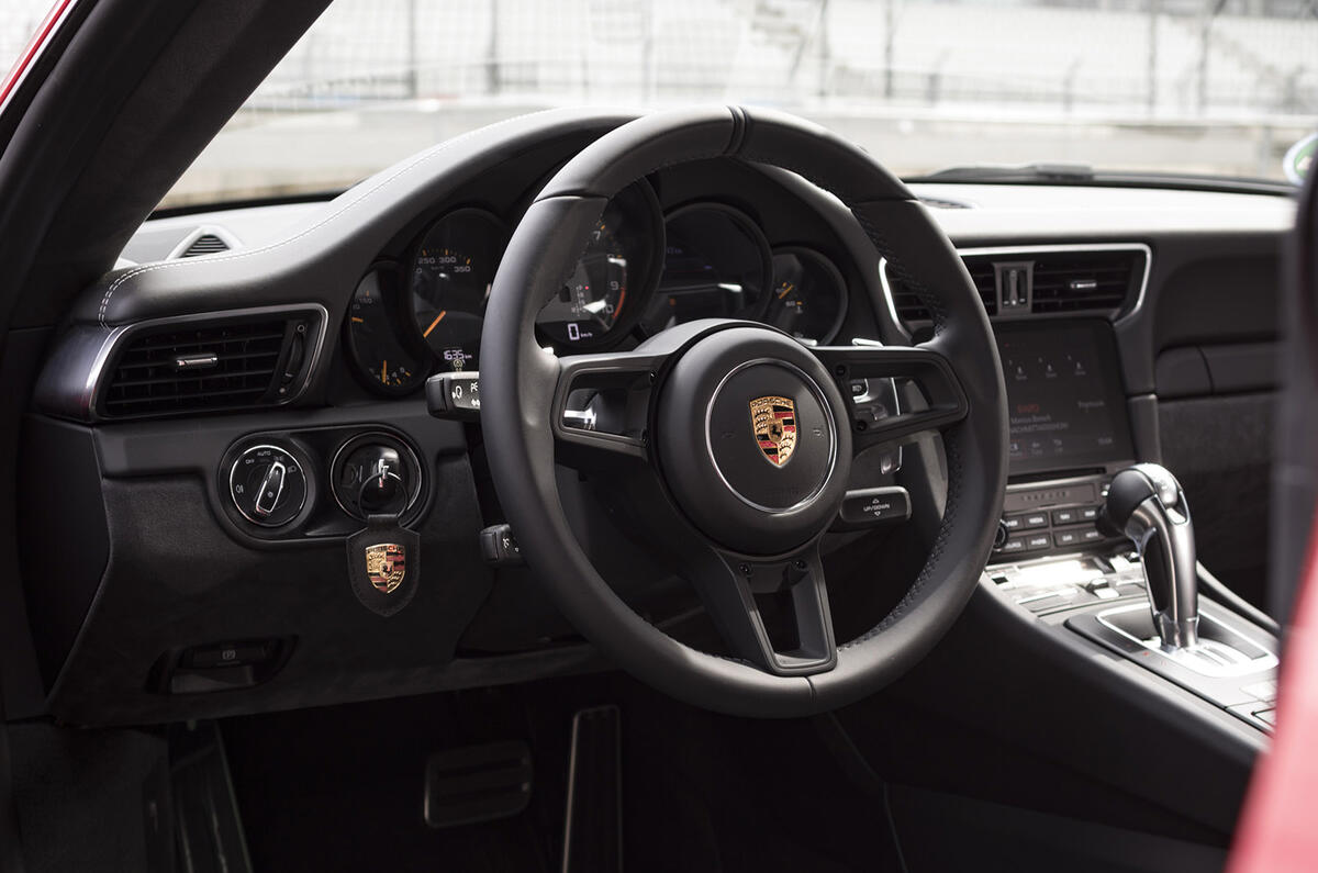 Porsche 911 GT3 RS 2018 review cabin