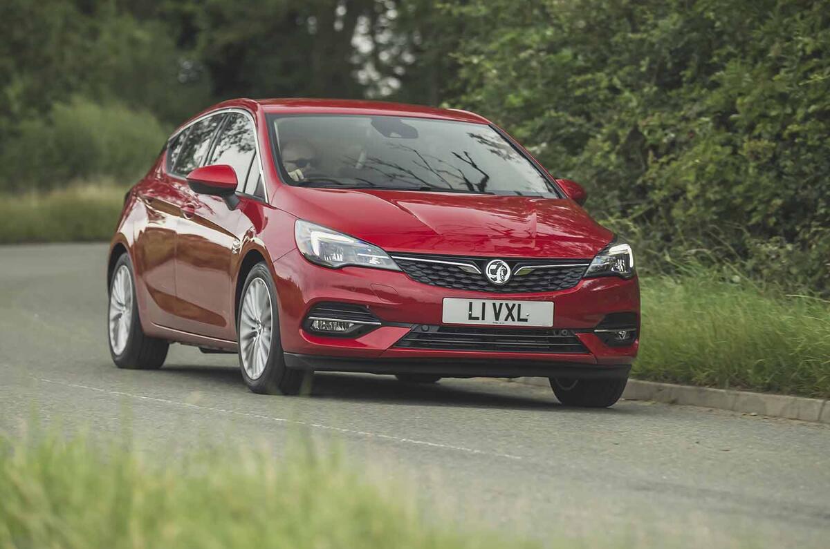Vauxhall Astra 2019 road test review - cornering front
