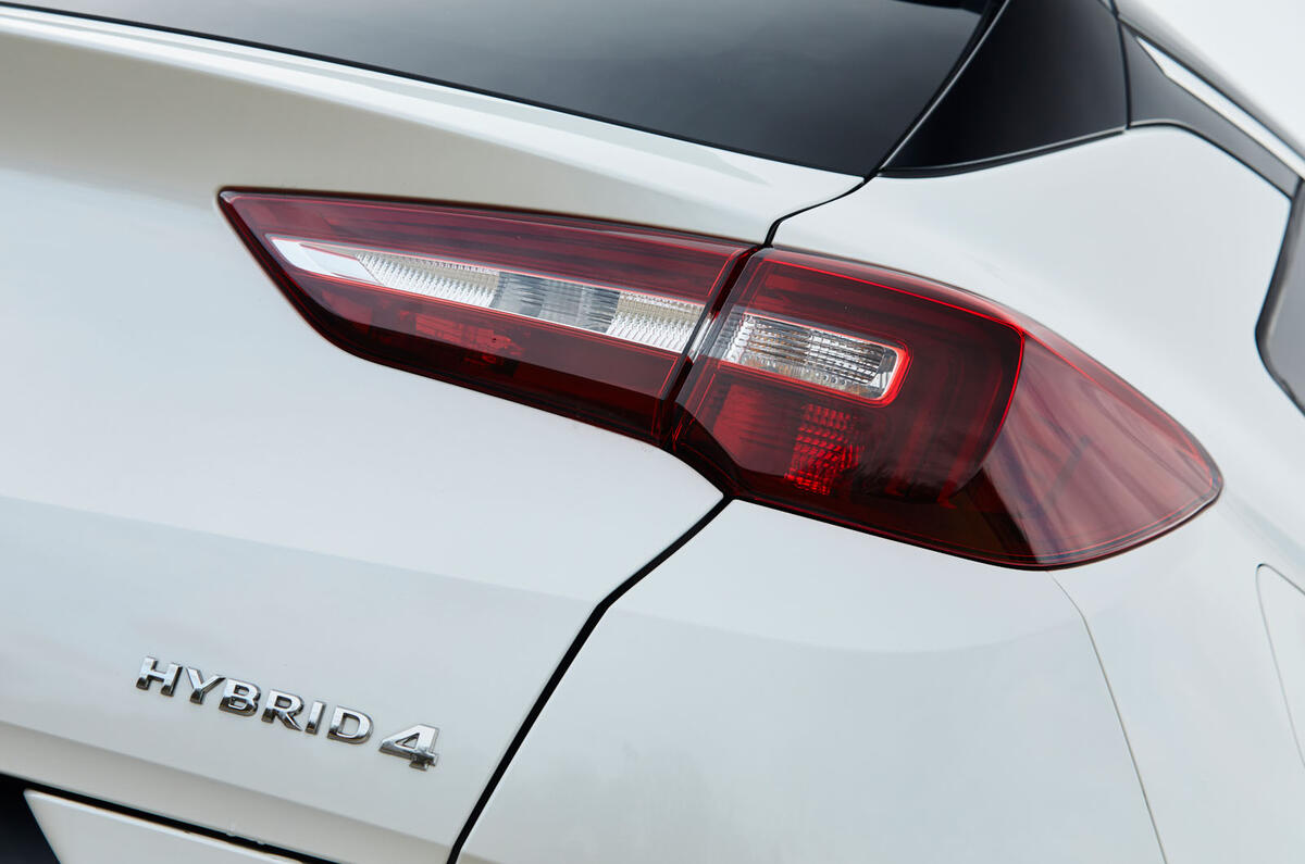 Vauxhall Grandland X Hybrid4 2020 road test review - rear lights