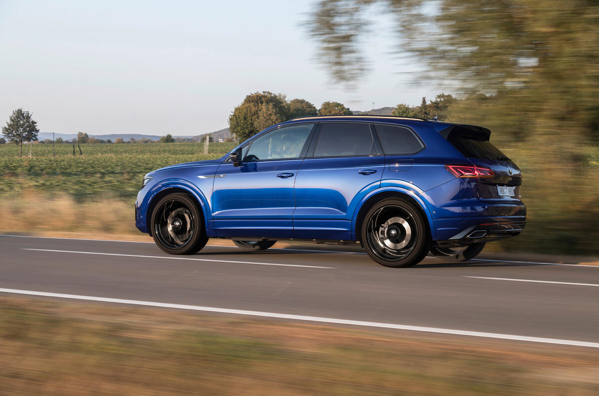 Volkswagen Touareg R road test review - on the road side Volkswagen Touareg R road test review - on the road side
