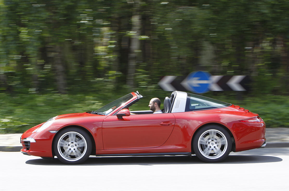 Sports car showdown - Jaguar F-type versus Porsche 911 Targa