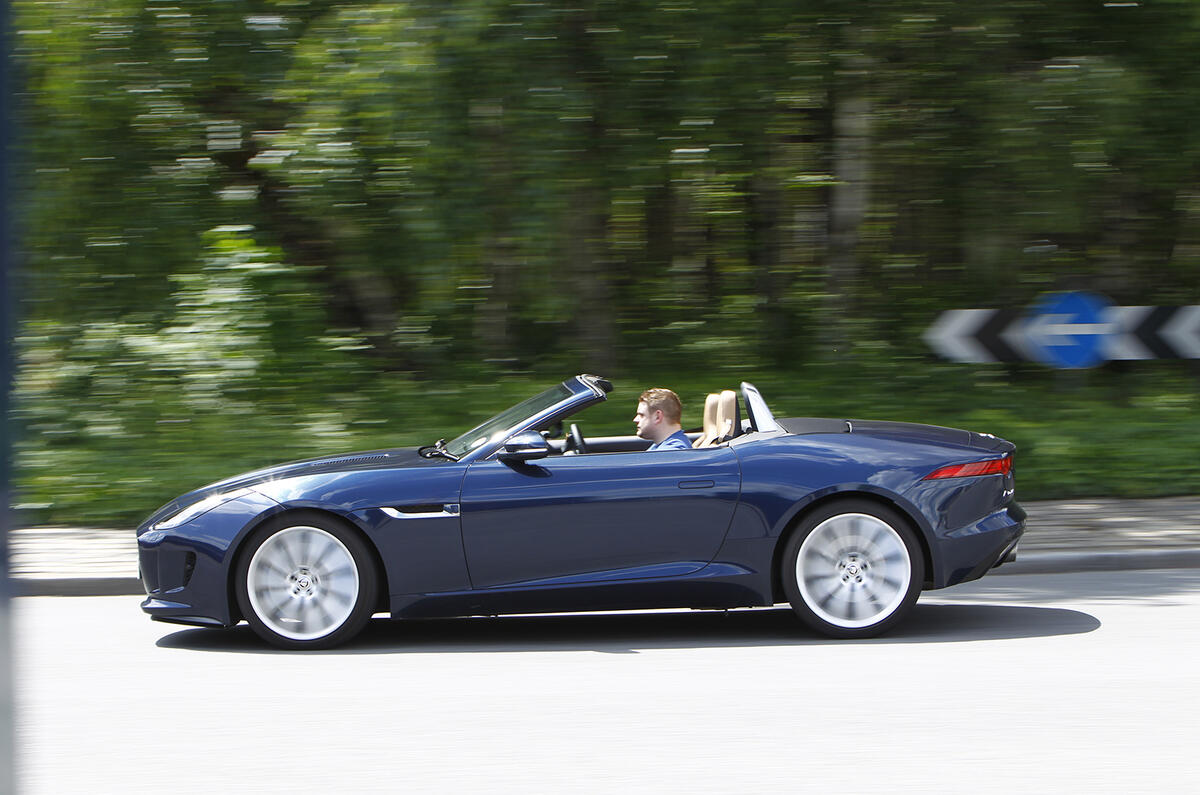 Sports car showdown - Jaguar F-type versus Porsche 911 Targa