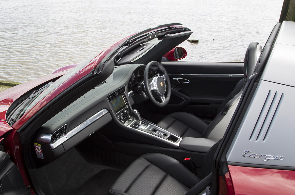 Sports car showdown - Jaguar F-type versus Porsche 911 Targa