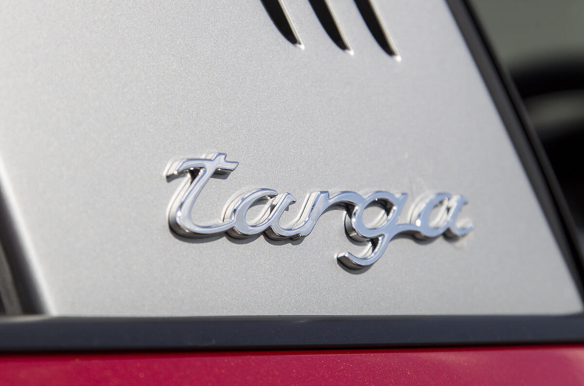 Sports car showdown - Jaguar F-type versus Porsche 911 Targa