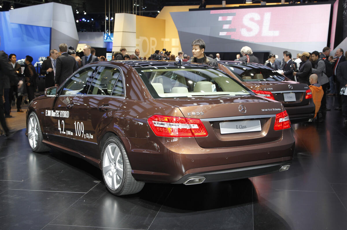 no title Detroit: Mercedes E-class hybrid