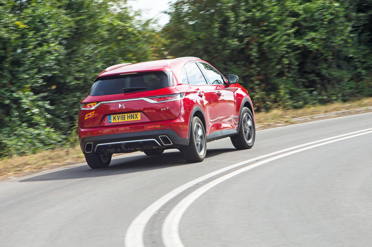 DS 7 Crossback 2018 road test review cornering rear