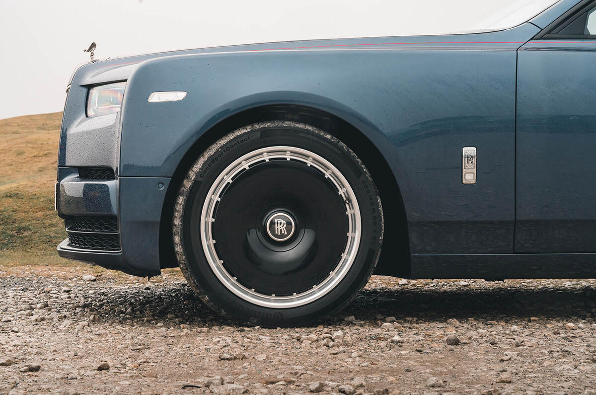 9 Rolls Royce Phantom S2 wheel