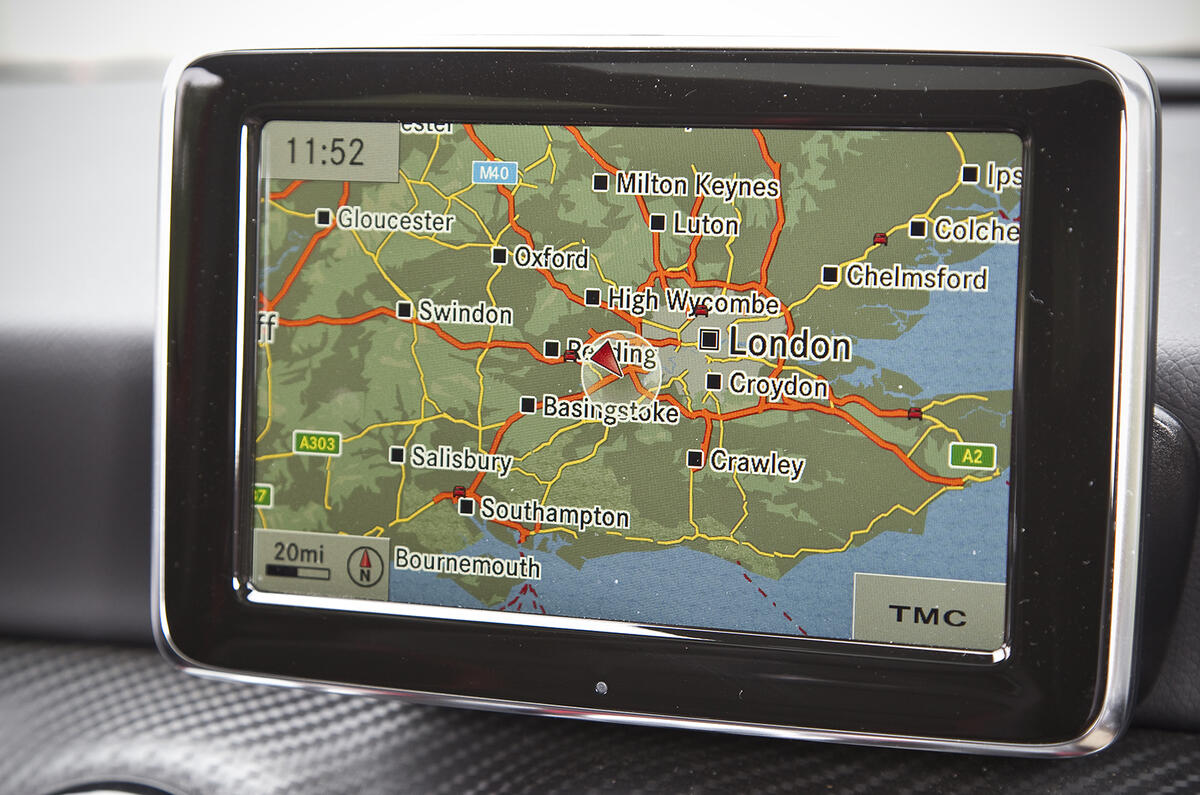 Mercedes-AMG A 45 infotainment