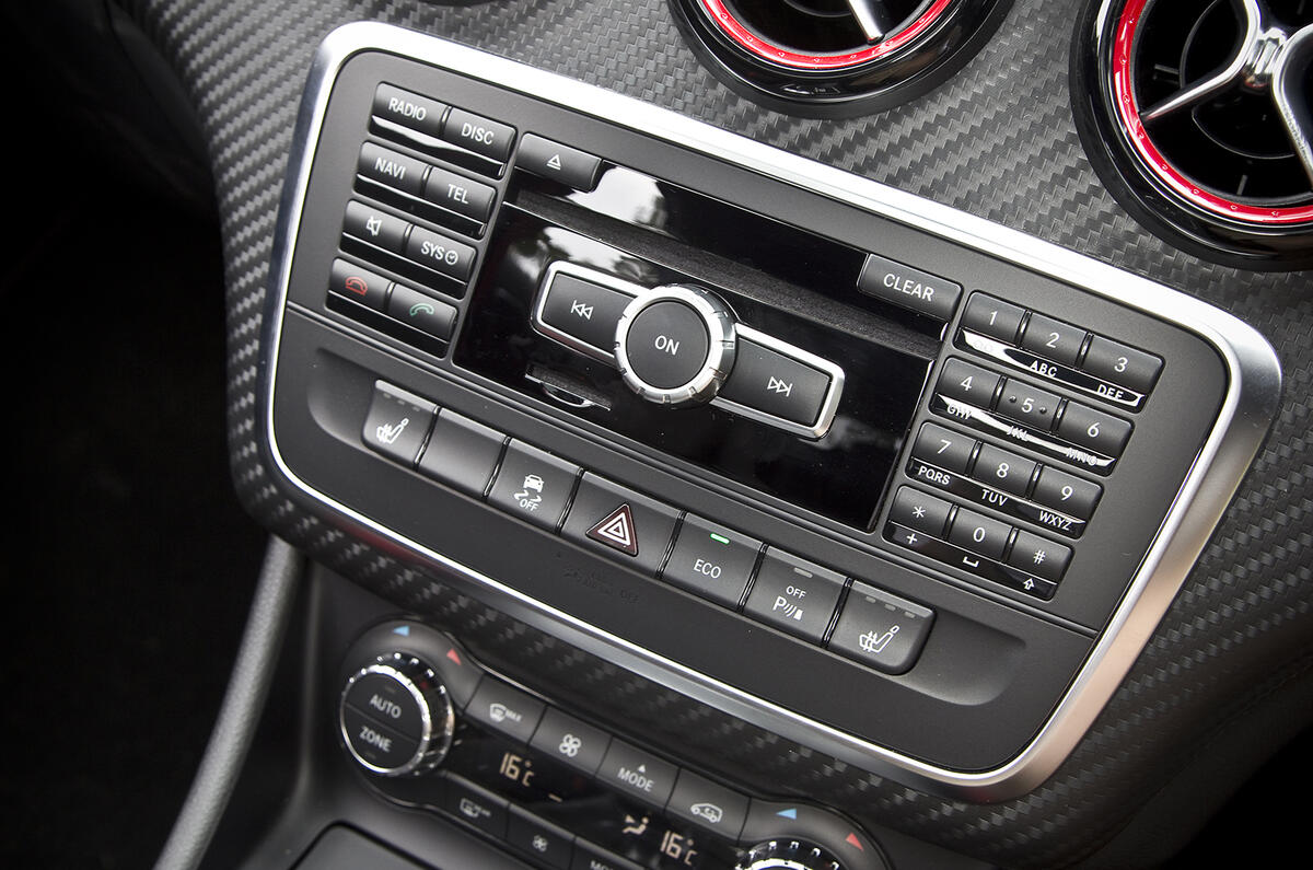 Mercedes-AMG audio system controls