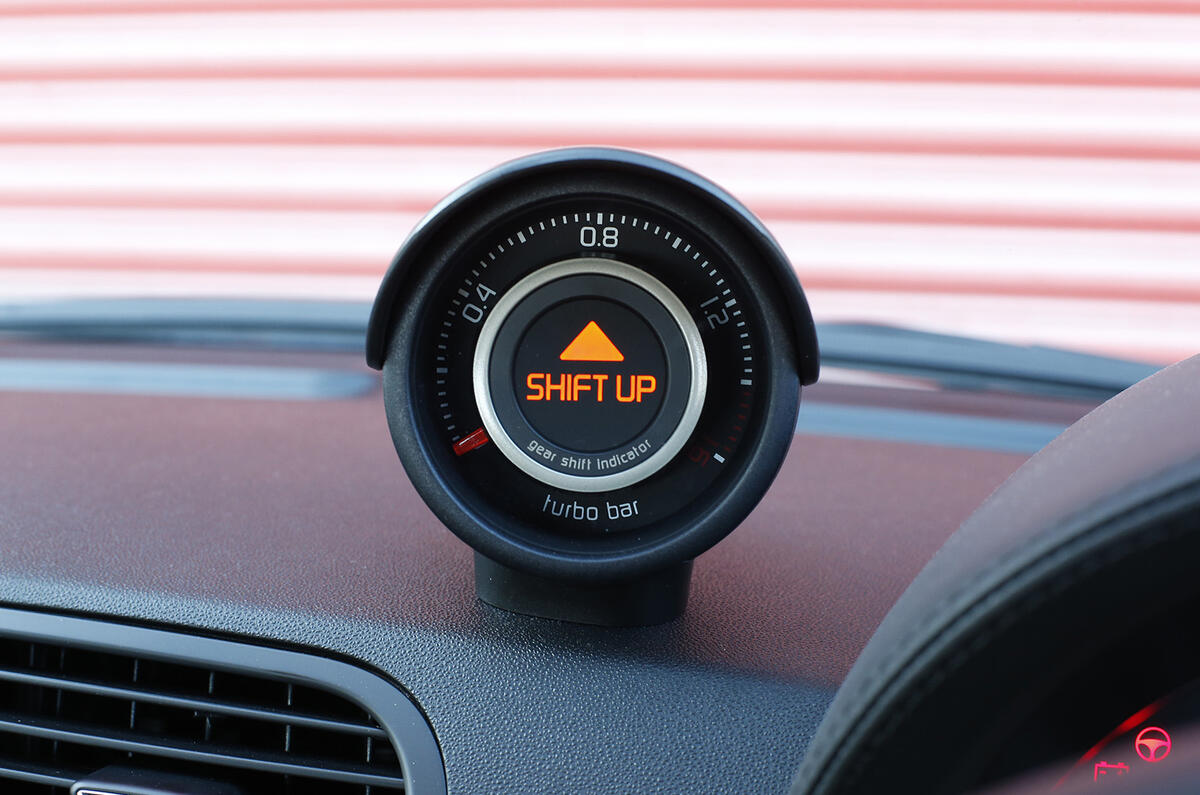 Abarth 595 boost gauge