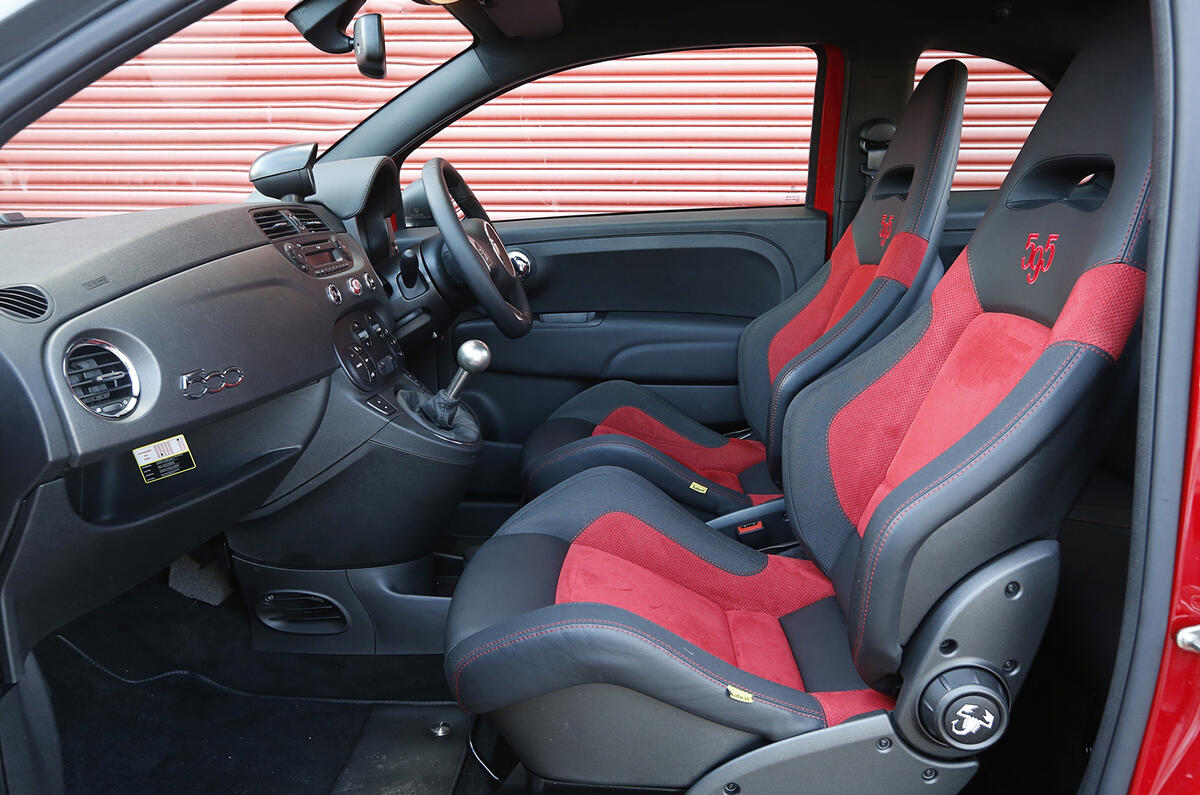 Abarth 595 interior