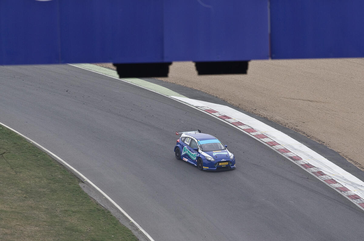 How to build a British Touring Car racer