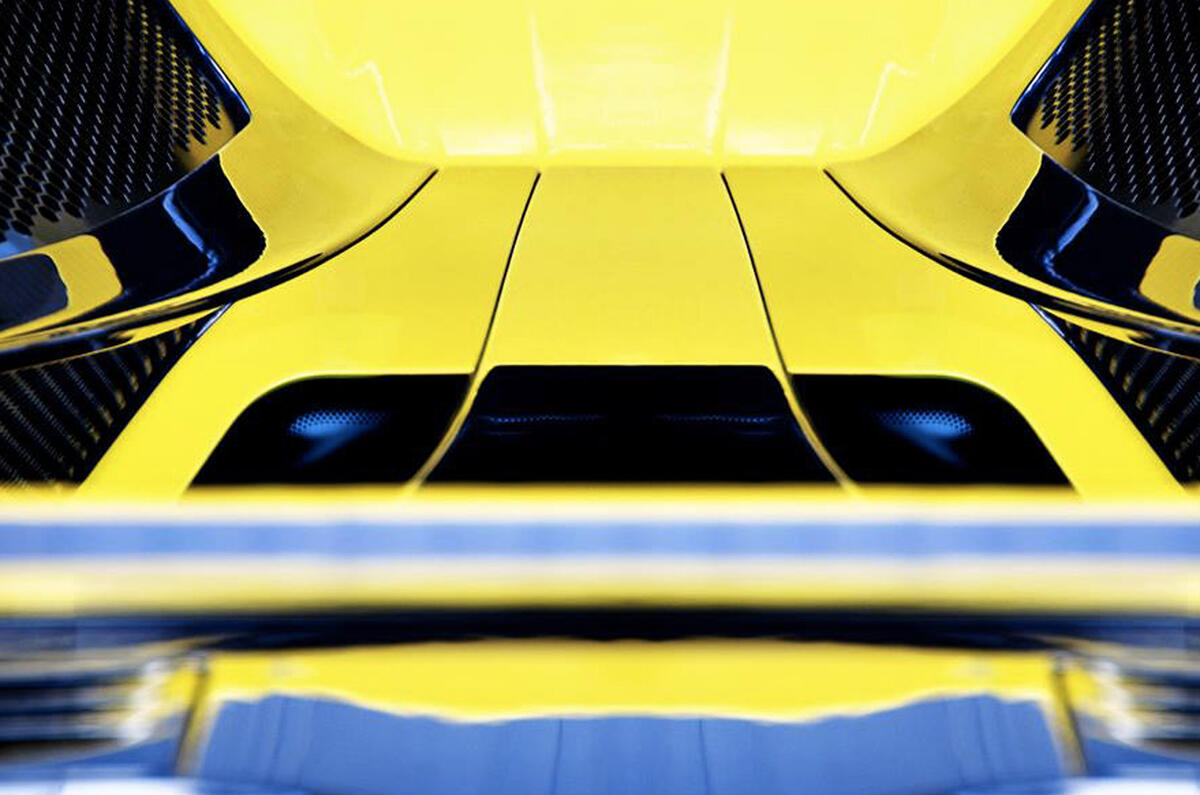 Quick news: New Lambo orders; Toyota Prius recall; no VW Passat R