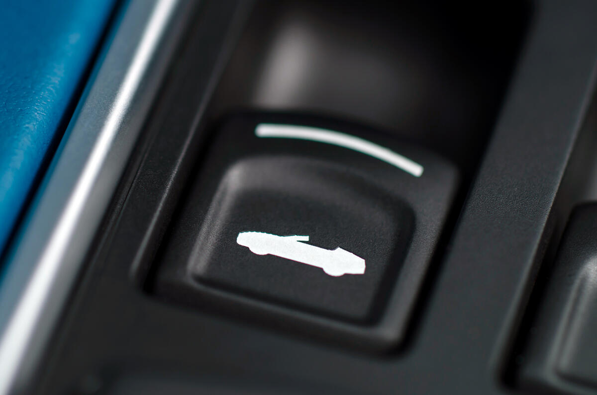 no title Aston Martin Vanquish Volante unveiled