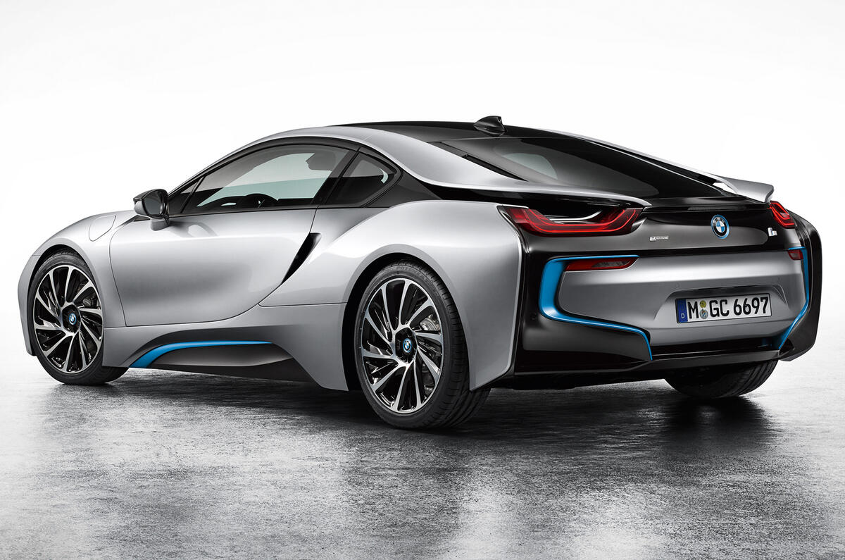 BMW i8 revealed in full