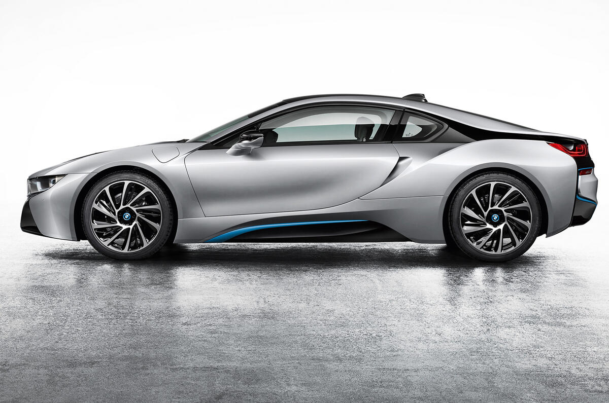 BMW i8 revealed in full