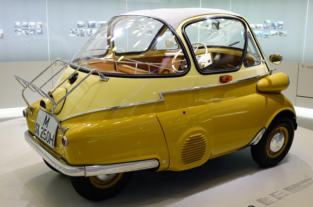 no title Inside BMW's museum - picture special