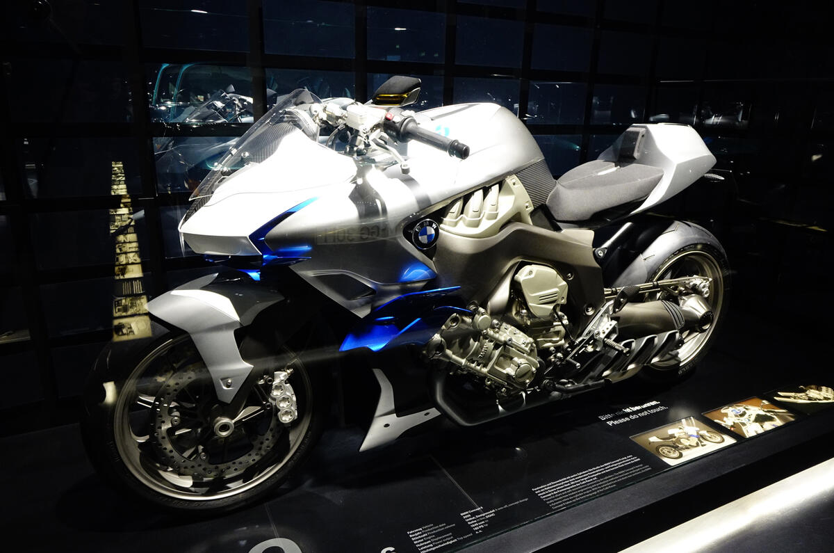 no title Inside BMW's museum - picture special