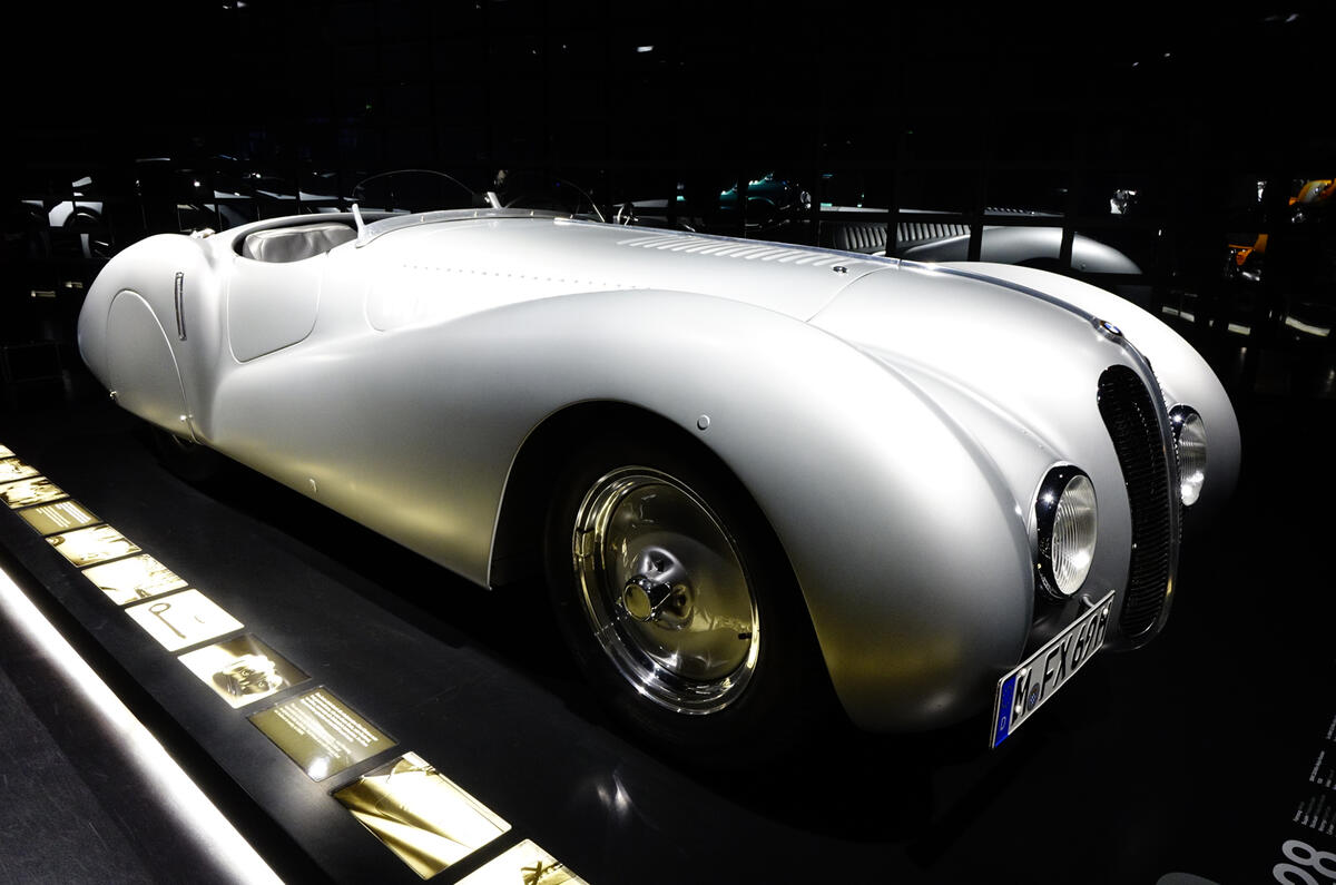 no title Inside BMW's museum - picture special