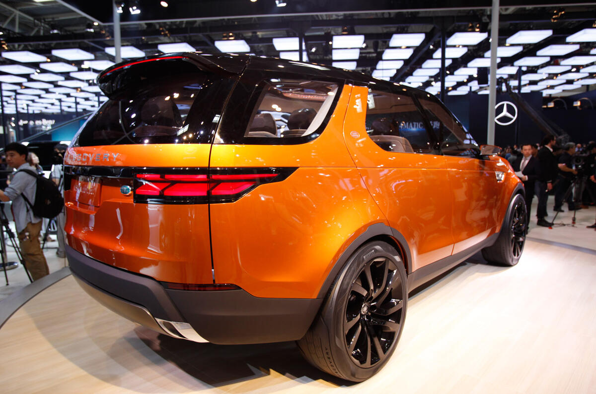 New Land Rover Discovery previewed