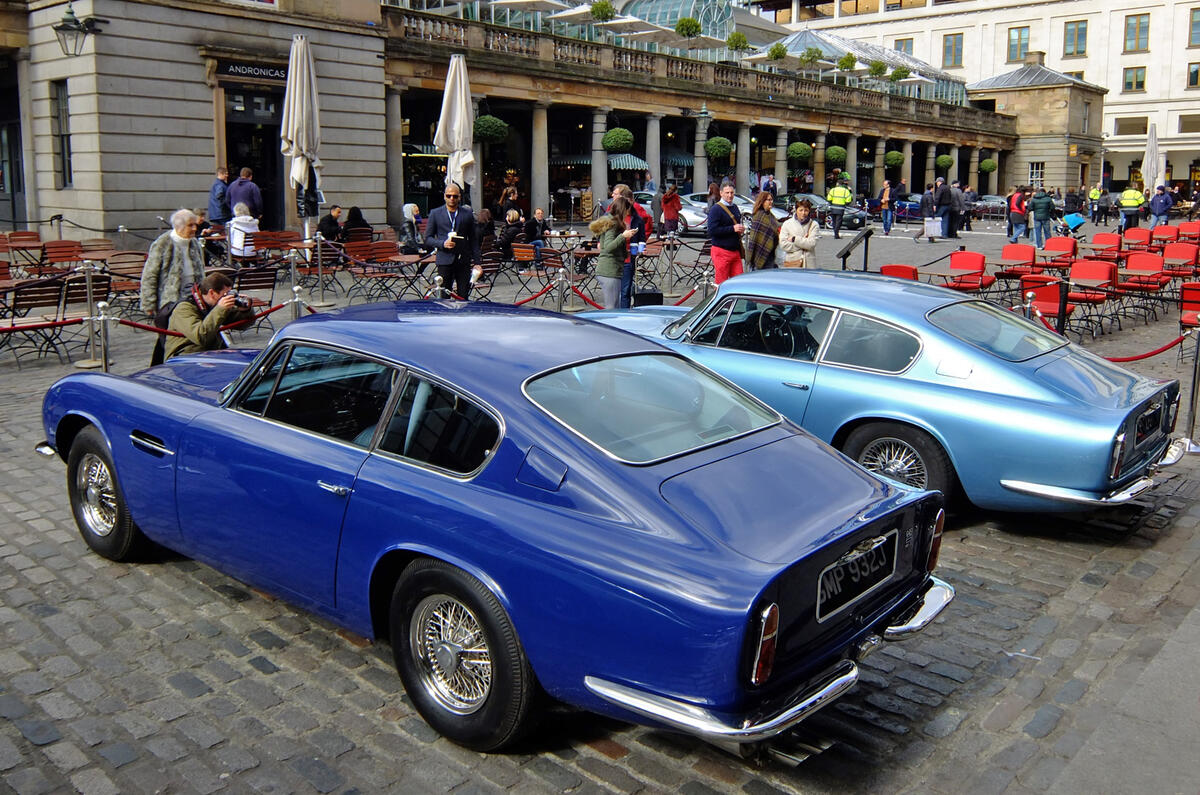 Bond in Motion - picture special